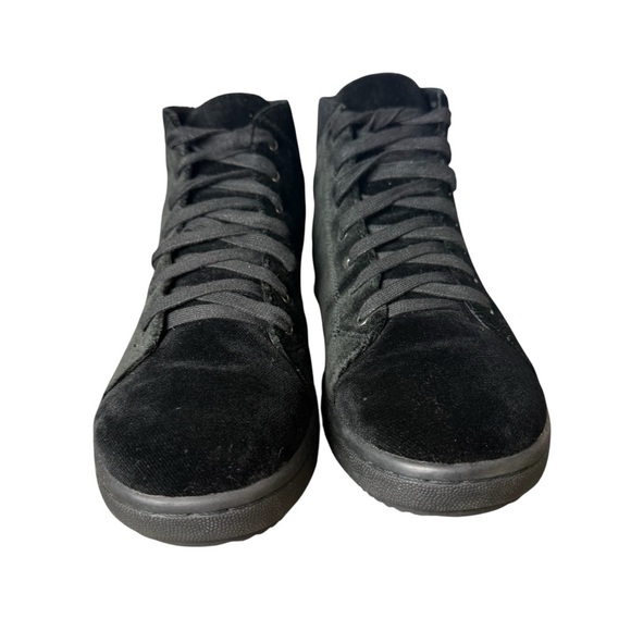 Eileen Fisher Women’s Black Sneakers High Top Game4 Velour Size 9.5 Fashion EUC - Picture 4 of 8